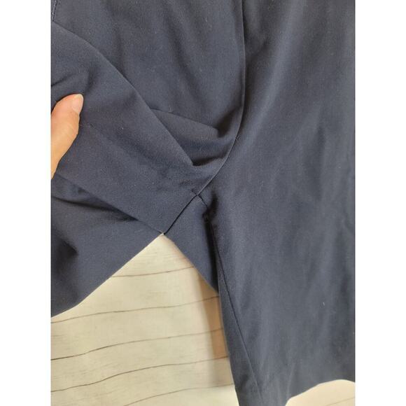 ATHLETA NAVY PULL ON SHORTS W ZIPPER POCKETS, SZ MEDIUM - Picture 2 of 11